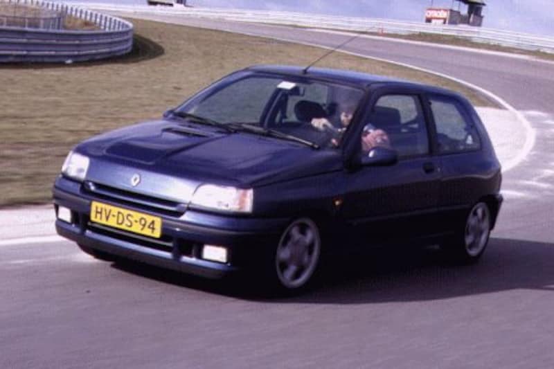 Renault Clio 16V (1995)
