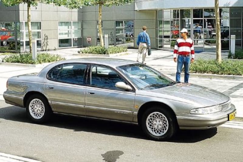 Chrysler New Yorker 3.5i V6 24V (1996)