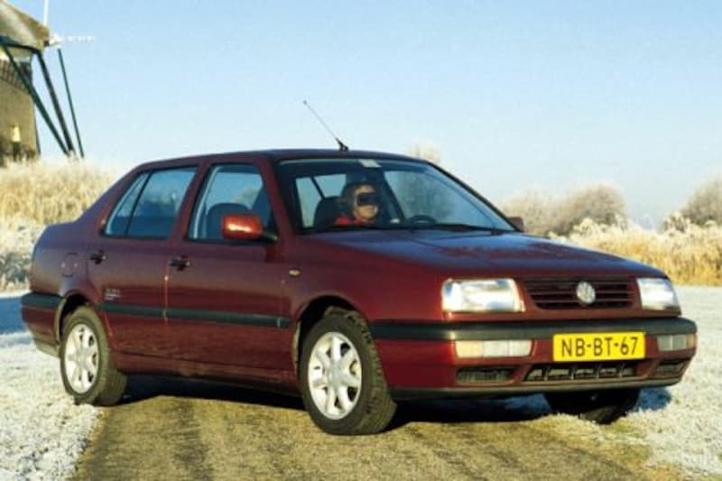 Volkswagen Vento 1.9 SDI CL (1996)