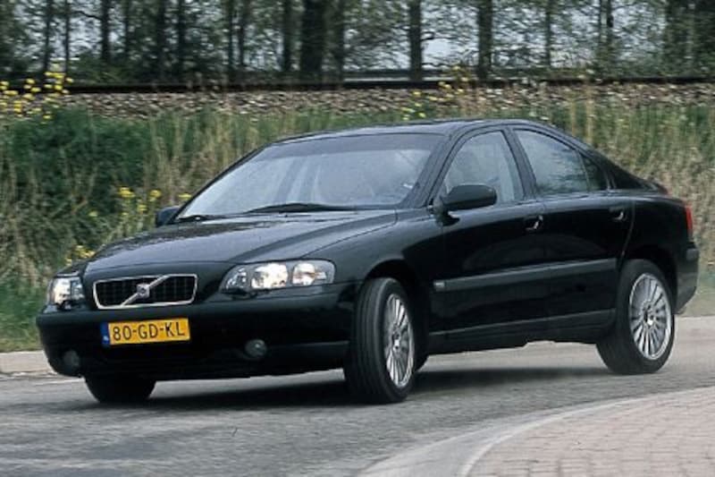 Volvo S60 2.4 T (2001) Autotest AutoWeek.nl