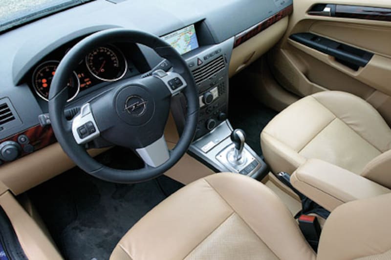 Vakman Promotie mate Opel Astra 1.6 Elegance Easytronic (2004) Autotest