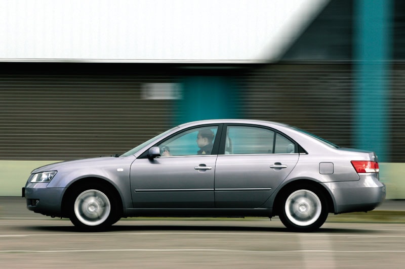 Hyundai Sonata 2.4i StyleVersion (2005)