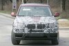 BMW X3 werpt deel camouflage af
