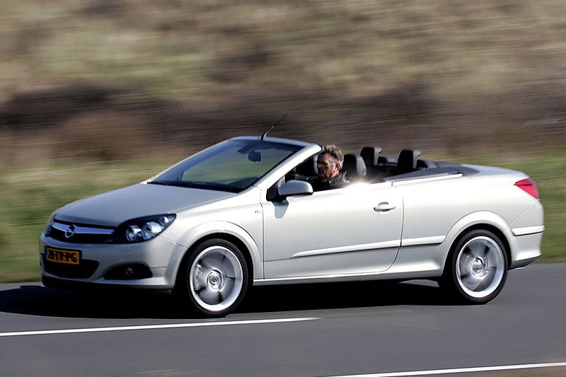 Nuchter Blootstellen Verrast Opel Astra TwinTop 1.9 CDTi 150pk Temptation (2007) Autotest