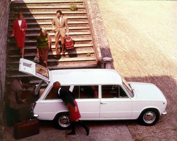 Fiat 124 sedan