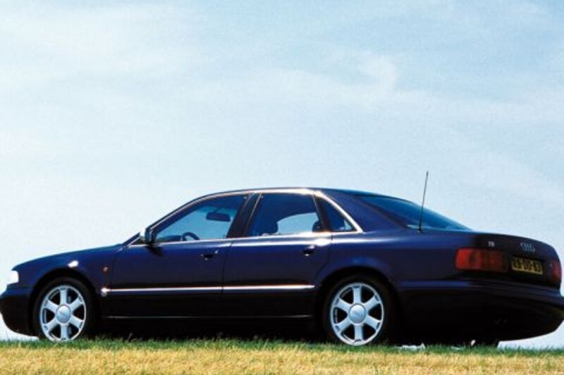 Audi S8 (1998)