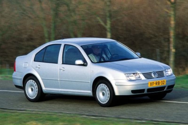 Volkswagen Bora 1.6 Comfortline (1999) Autotest