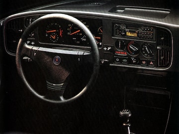 Saab 900i (1987)