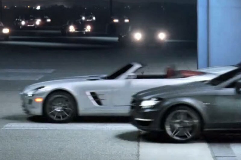 Mercedes-Benz toont SLS AMG Roadster bij Superbowl