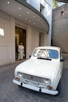 Paus krijgt Renault 4