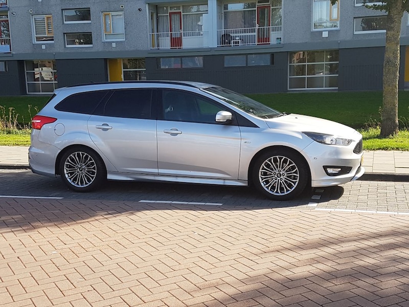 Ford Focus Wagon 1.5 EcoBoost 150pk ST Line (2017)