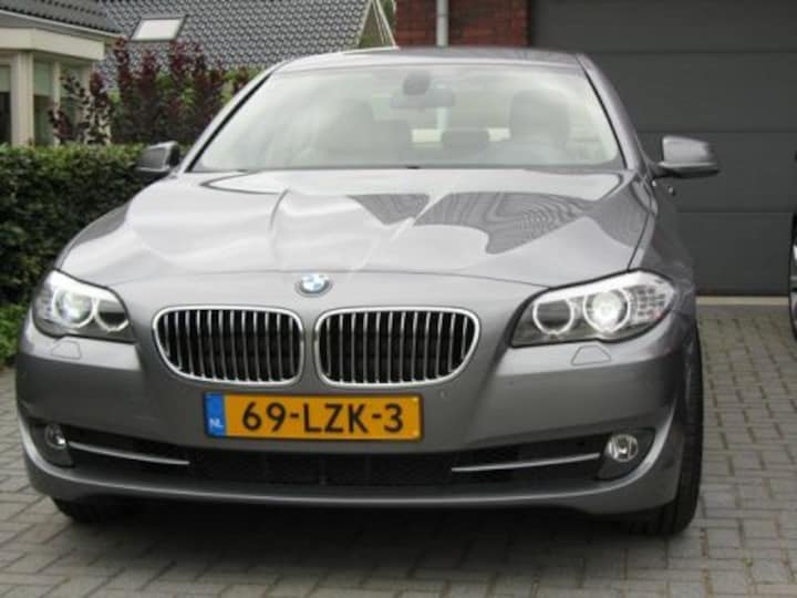 BMW 528i High Executive (2010)