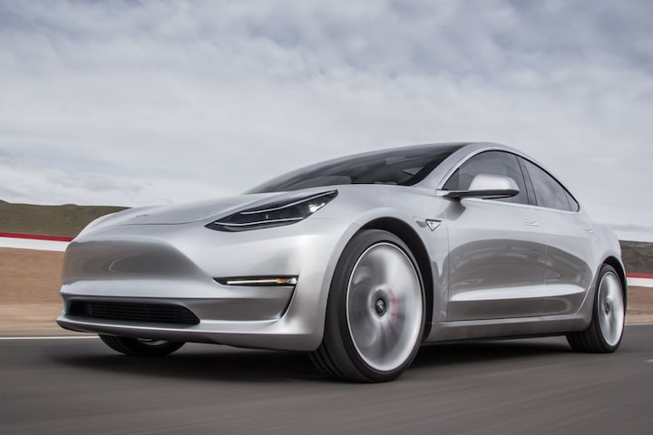 voordeel lancering Twee graden Tesla Model 3 niet voor eind 2018' - AutoWeek