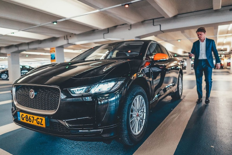 SIXT car sharing Jaguar I-Pace Amsterdam parking garage
