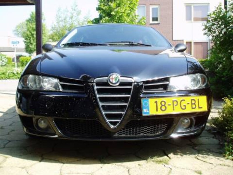 Alfa Romeo 156 Sportwagon 1.9 JTD Edizione Esclusiva (2004)