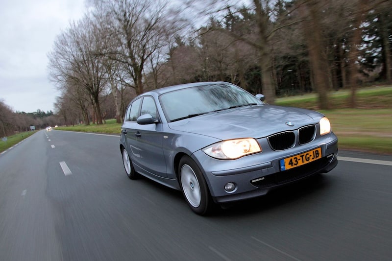 BMW 118i - 2006 - 327.075 km