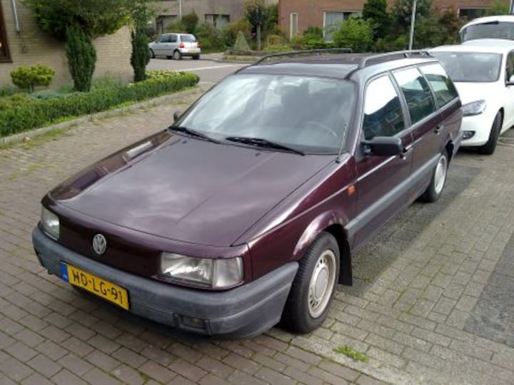 Volkswagen Passat Variant 1.8 90pk GL (1993)
