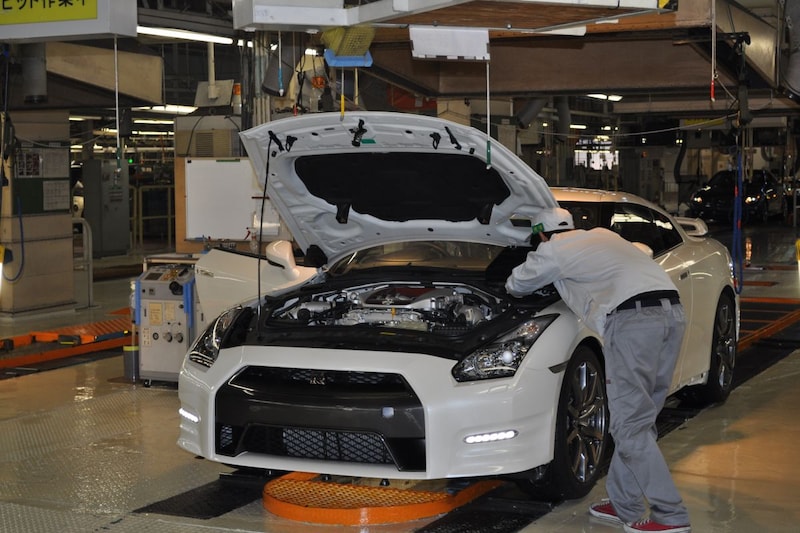 Nissan hervat productie in Japan