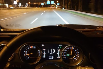 Wat doet intelligent speed assistant in nieuwe auto’s?