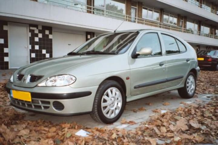 Renault Mégane 1.6 16V Expression (2001)