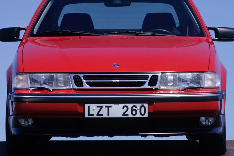 Facelift Friday: Saab 9000