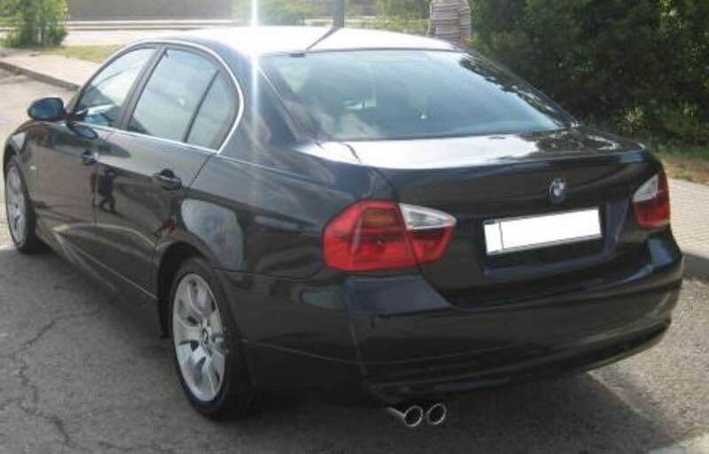 BMW 325i (2007)