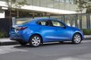 Stickeren maar: Mazda 2 Sedan als Toyota Yaris