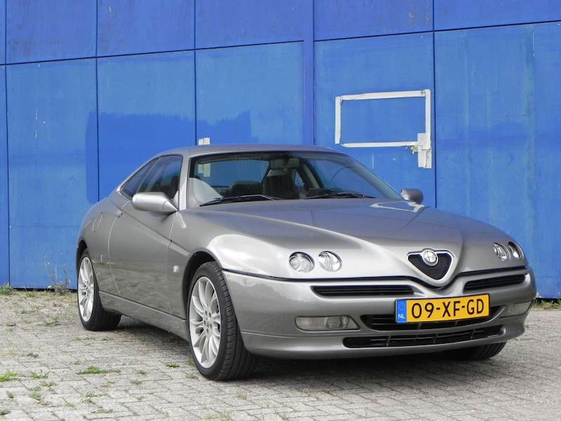 Alfa Romeo GTV 2.0 Twin Spark 16V L (1996)