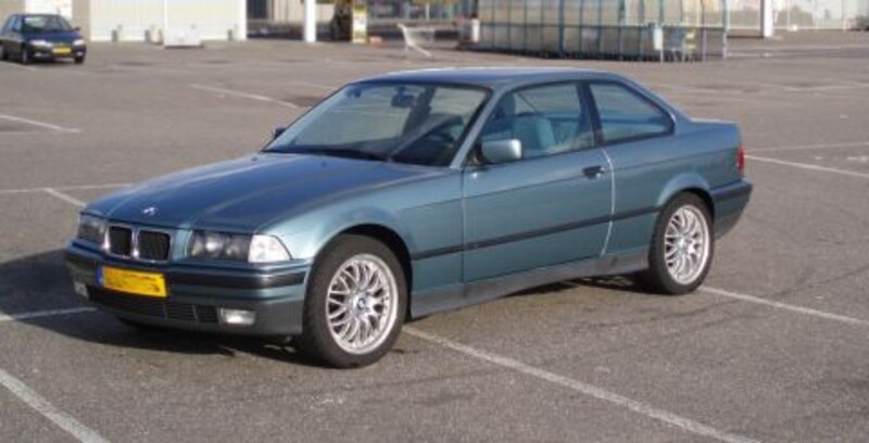BMW 316i coupe (1994) #3