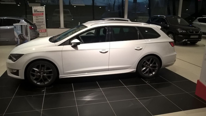 Seat Leon ST 1.4 EcoTSI 150pk FR Connect (2017) review ...
