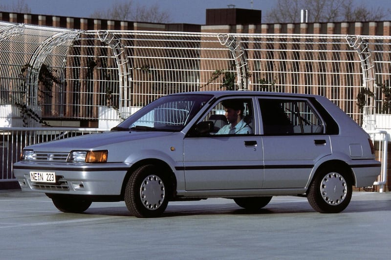 Nissan Sunny 1.6 SLX (1988)
