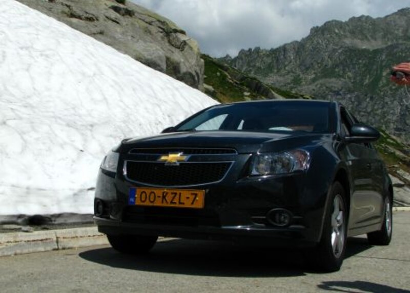 Chevrolet Cruze 1.8 LS (2010)