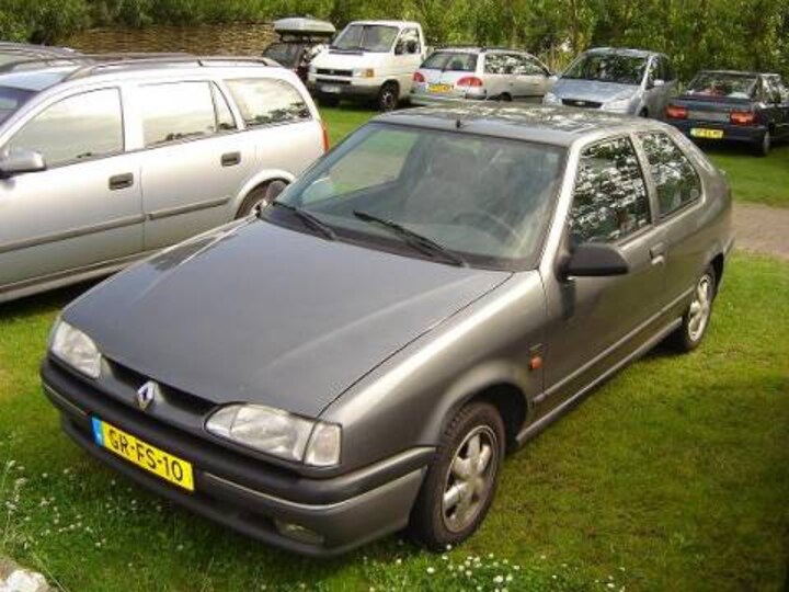 Renault 19 RN 1.4 (1993)