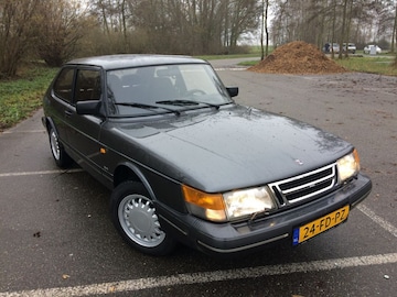 Saab 900i (1989)