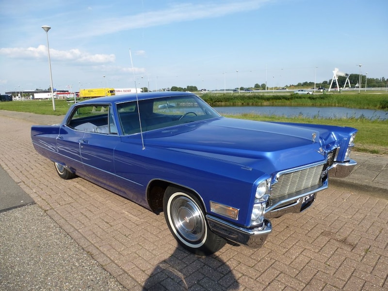 Cadillac Sedan de Ville (1968)