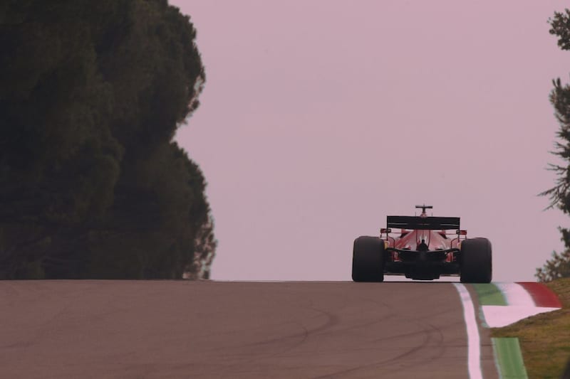 Imola - Vettel in Ferrari op heuvel - ANP