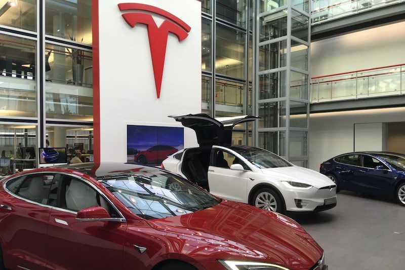 Tesla dealer showroom