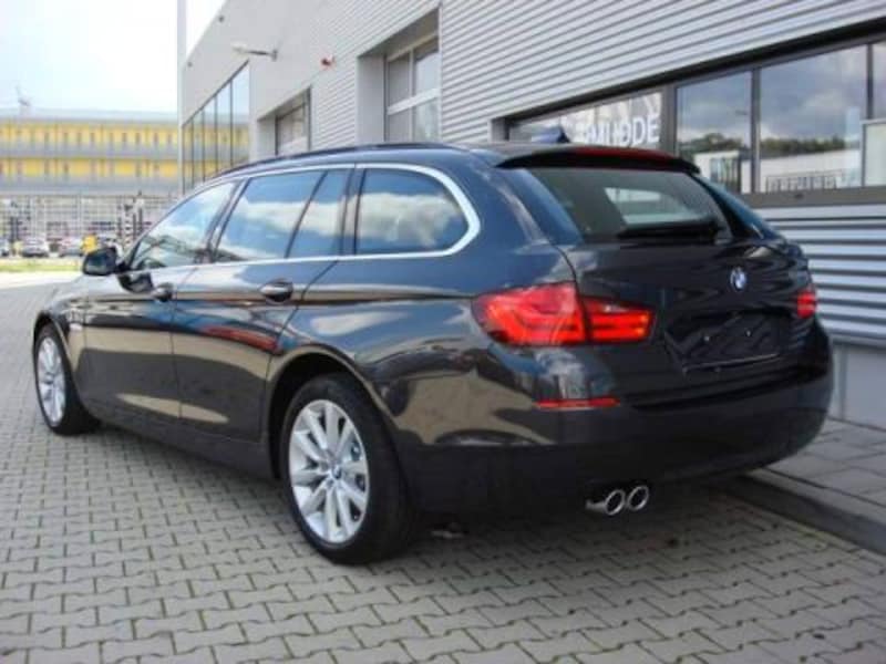 BMW 525d Touring High Executive (2011) #2