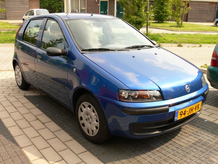Fiat Punto 1.2 Dynamic (2002) review AutoWeek.nl