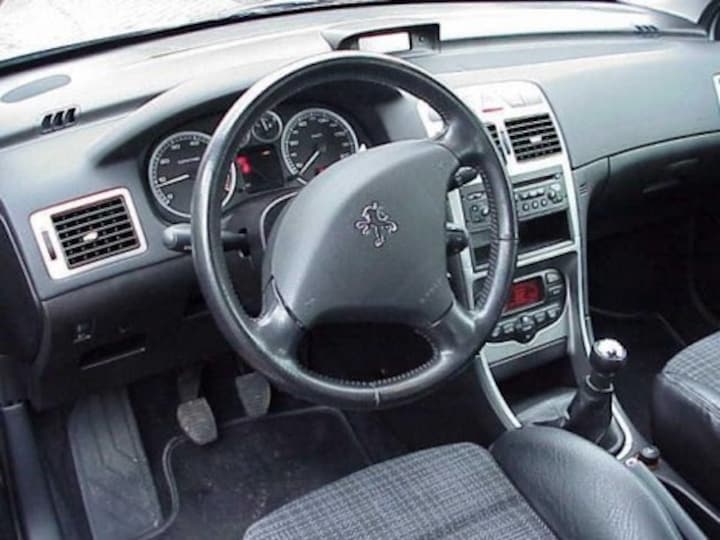 Onderverdelen Zwaaien rand Peugeot 307 XSI 2.0 16V (2002) review - AutoWeek
