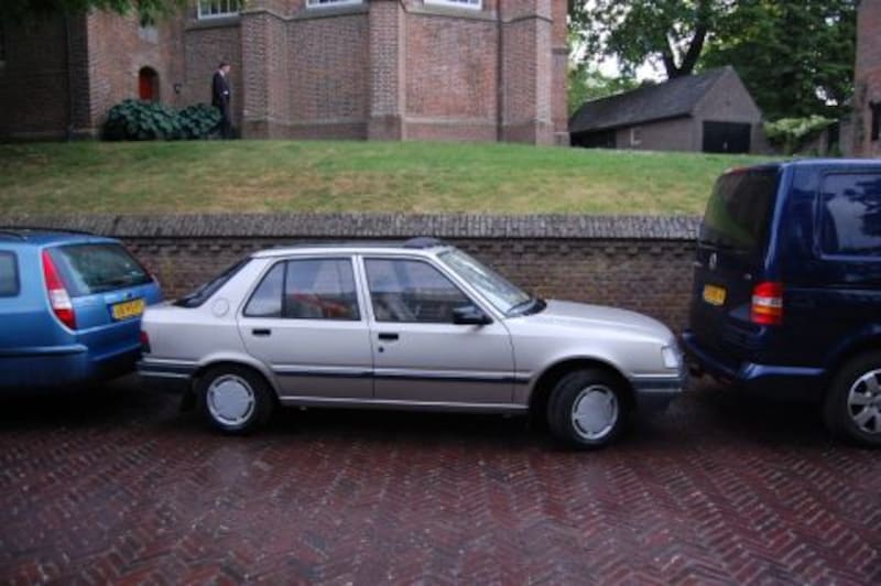Peugeot 309 GR 1.4i (1991)