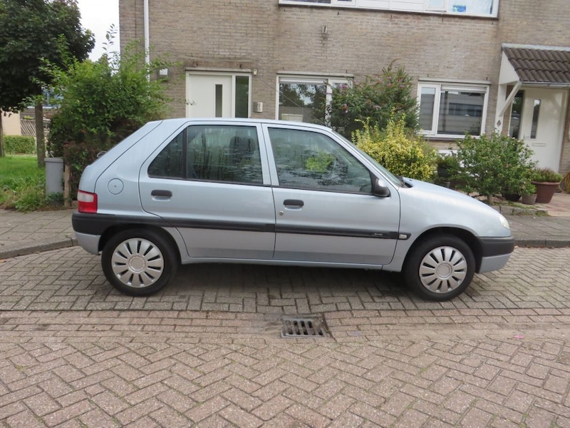Citroën Saxo 1.1i Furio (2002)