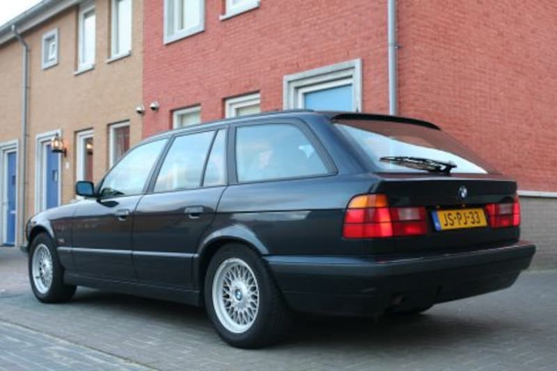BMW 518i Touring Executive (1994)