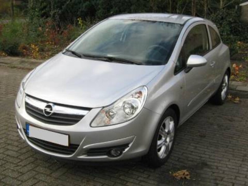 Opel Corsa 1.4-16V Enjoy (2008)