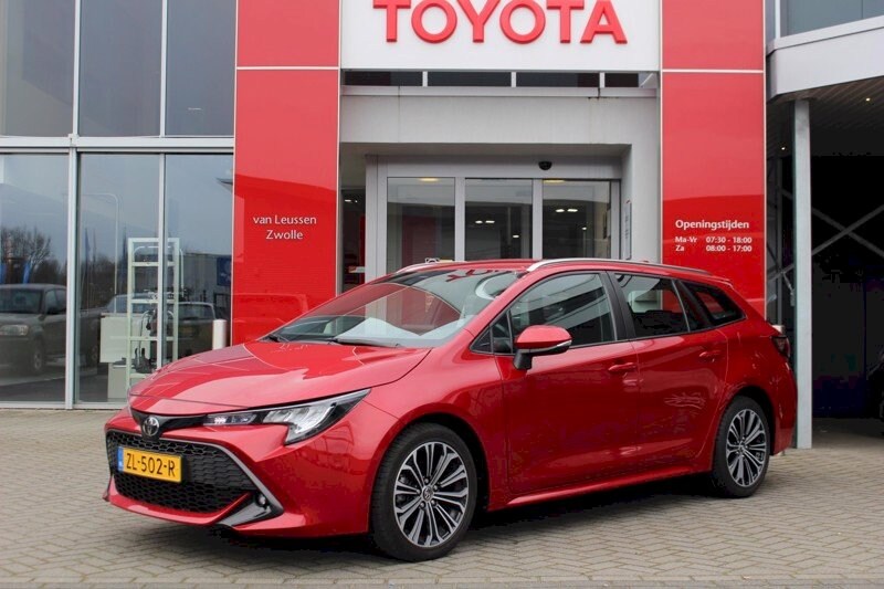Toyota Corolla Touring Sports 1.2 Turbo First Edition (2019)