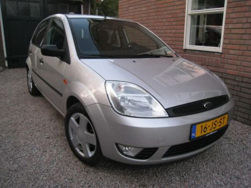Vaag monteren Monopoly Ford Fiesta 1.4 16V First Edition (2002) review - AutoWeek
