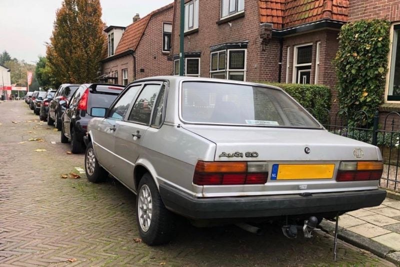In het Wild: Audi 80 (1979) - AutoWeek.nl